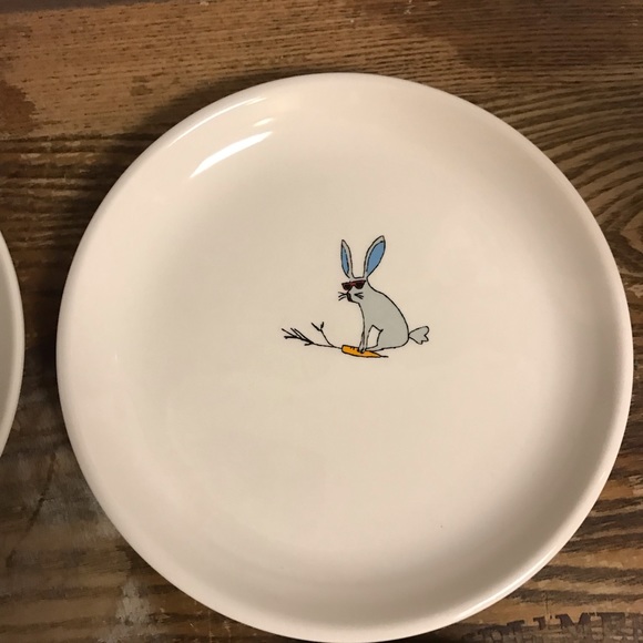Set of four Rae Dunn Easter plates - Picture 6 of 6